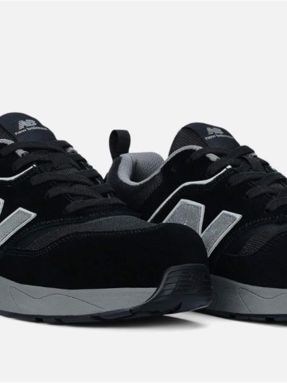 NEW BALANCE Mens Work Shoes EH Slip Resistant Safety Sneakers Black MUELEHBG- 15